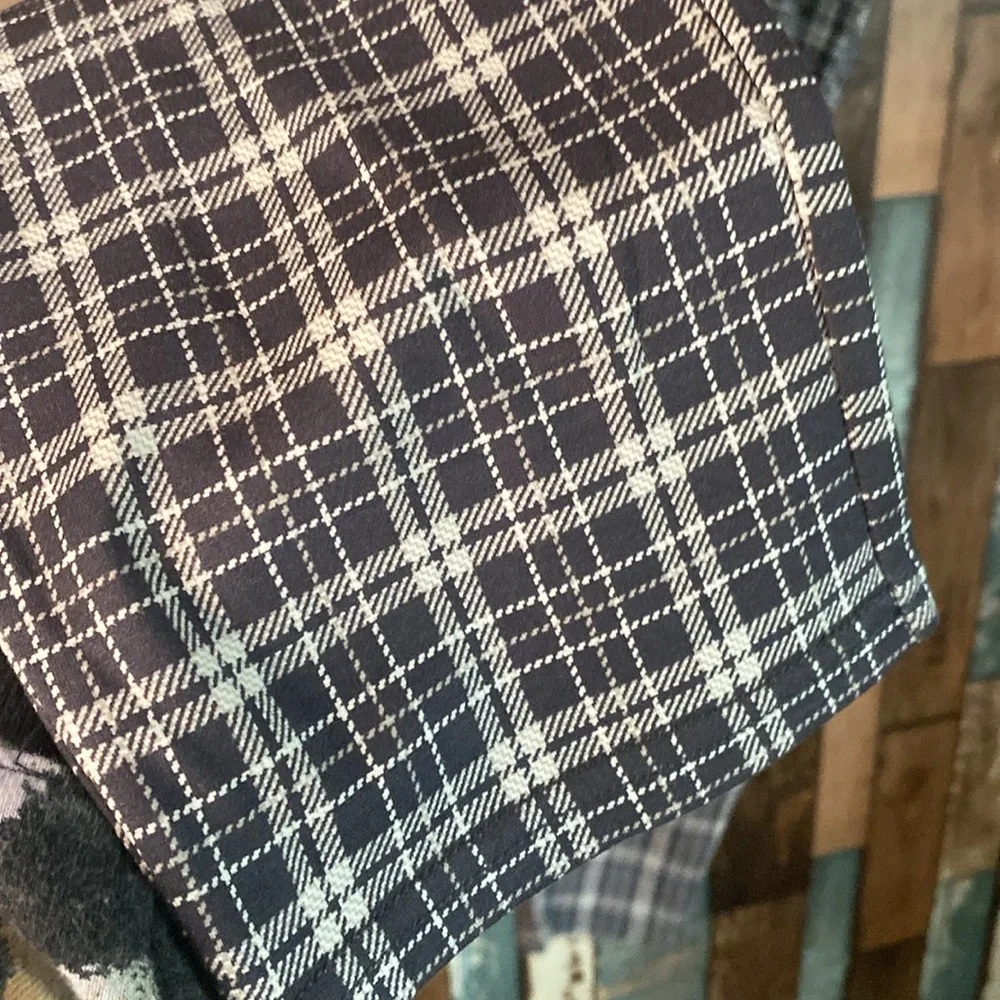 Seven7 pull on Pinterest stretchy plaid pants - Picture 8 of 16